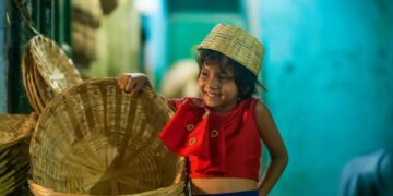 10 Whimsical Photos of Children That Might Make You Smile By Guru Charan