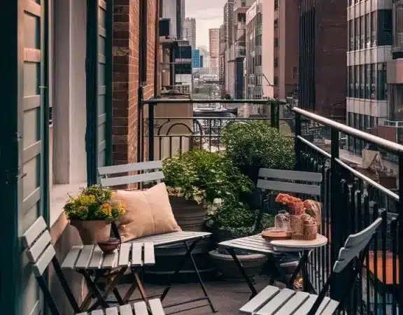 16 Inspiring Small Balcony Decorating Ideas for Modern Outdoor Living