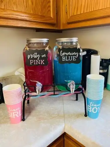 Pretty in Pink vs. Bouncing Blue Drinks