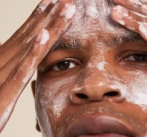 Mastering the Men’s Skincare Routine: Simple Steps for a Fresh, Healthy Look