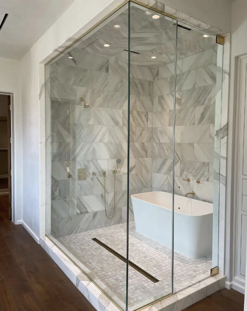 Soaking Tub Shower 