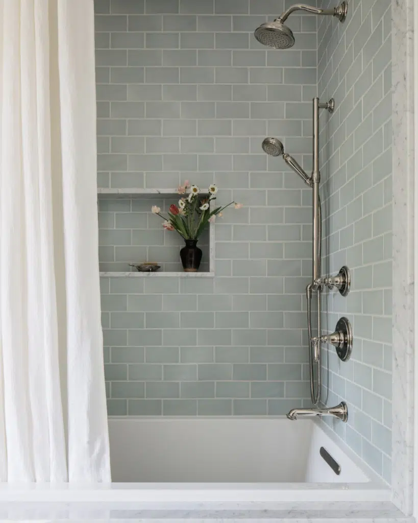 Soaking Tub Shower 