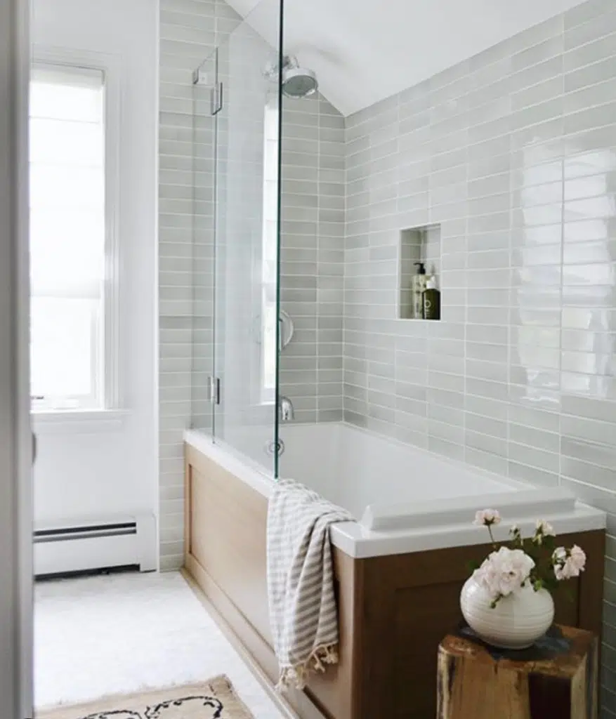 Soaking Tub Shower 