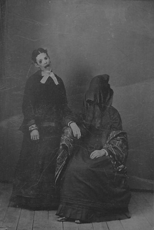 20 Creepy Pictures