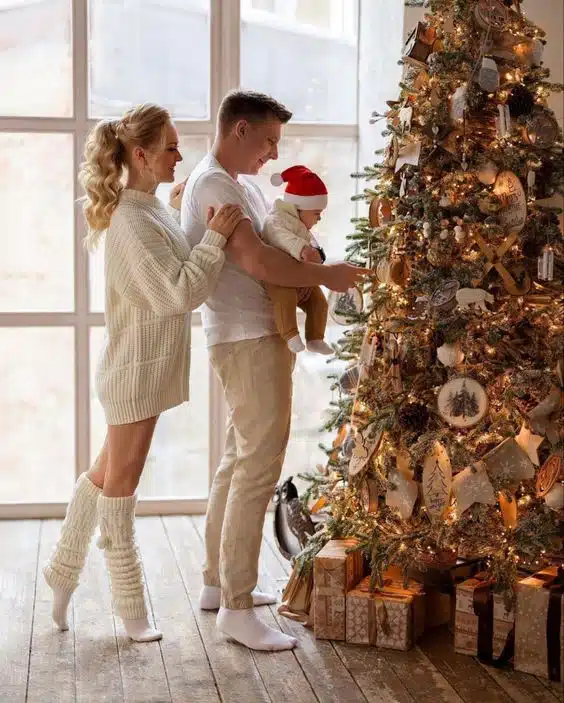 Christmas Family Photo Outfit Ideas