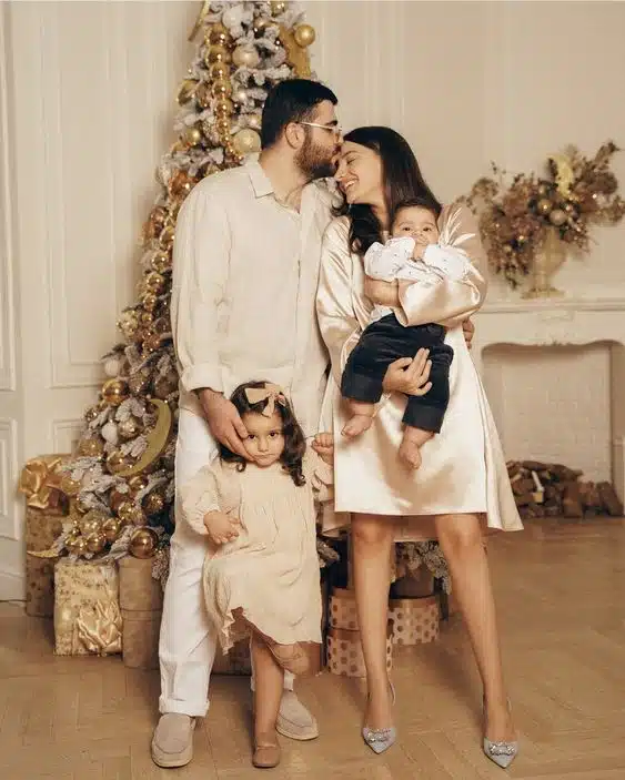 Christmas Family Photo Outfit Ideas