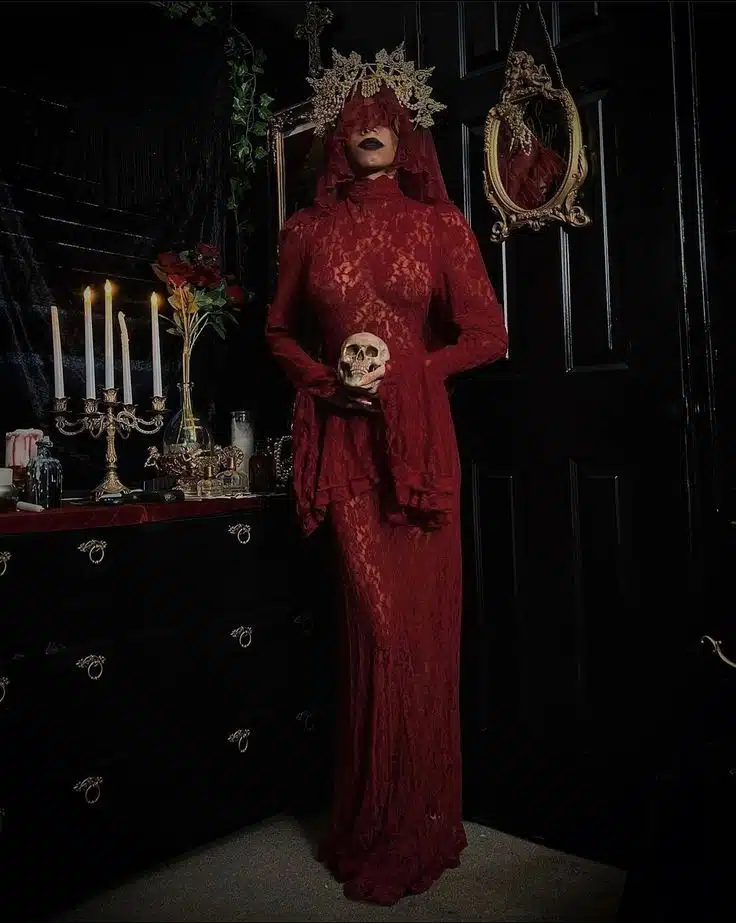 Dark Gothic Wedding Dress Inspo