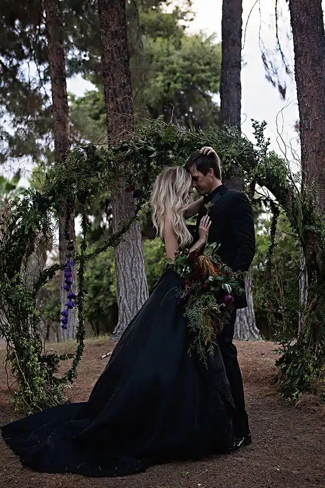 Dark Gothic Wedding Dress Inspo