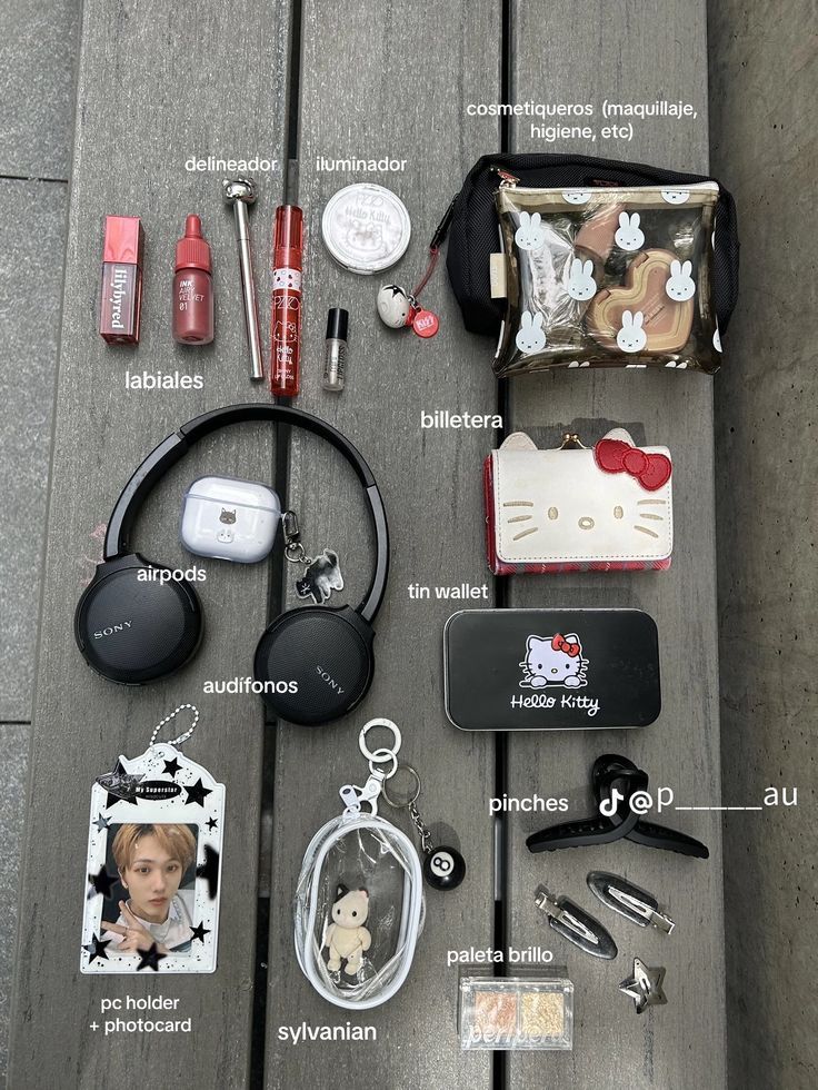 Inside My Bag A Fun Look at My Everyday Essentials