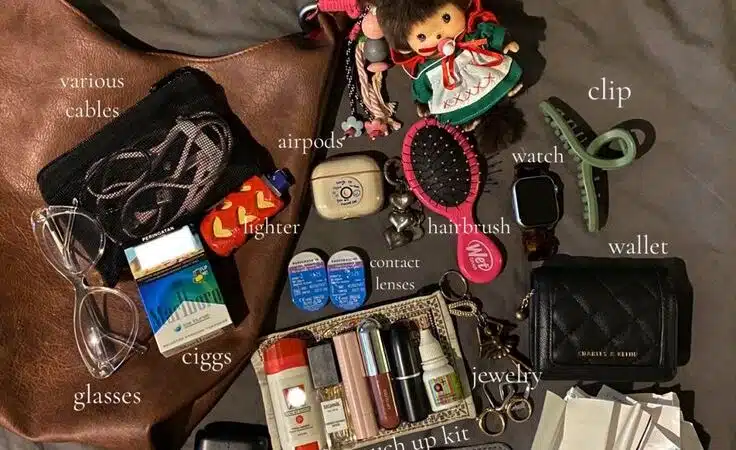 Inside My Bag A Fun Look at My Everyday Essentials