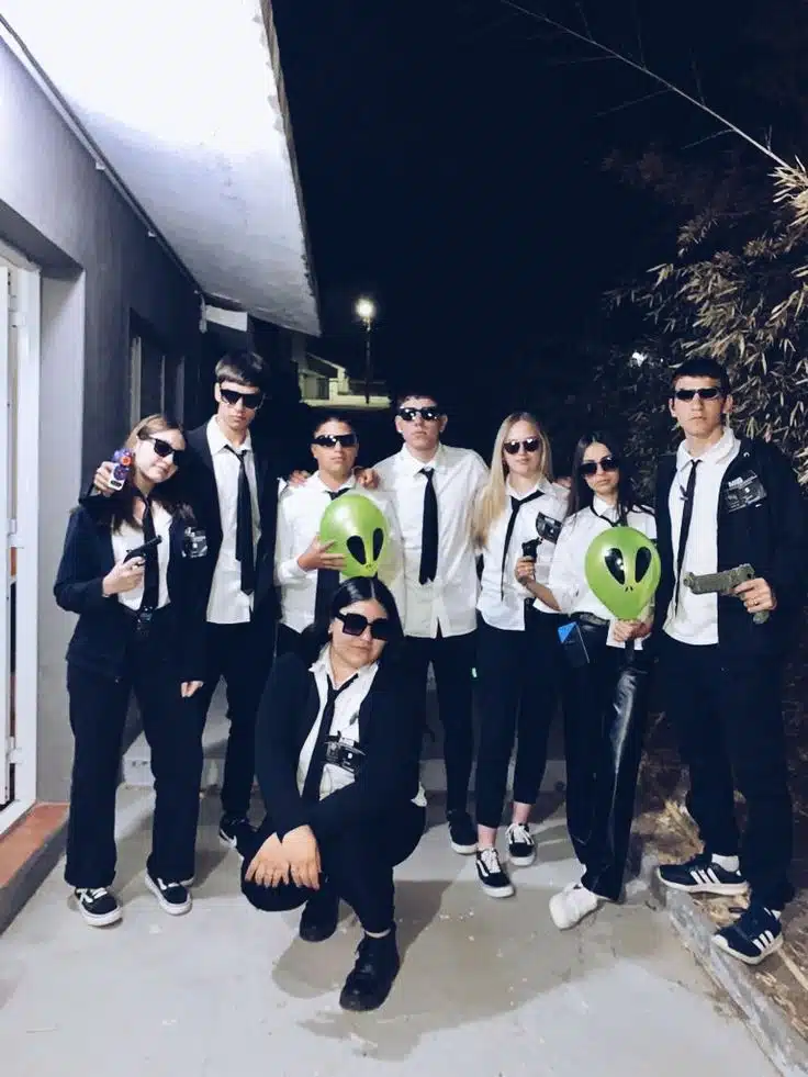 Men In Black Couple Costume