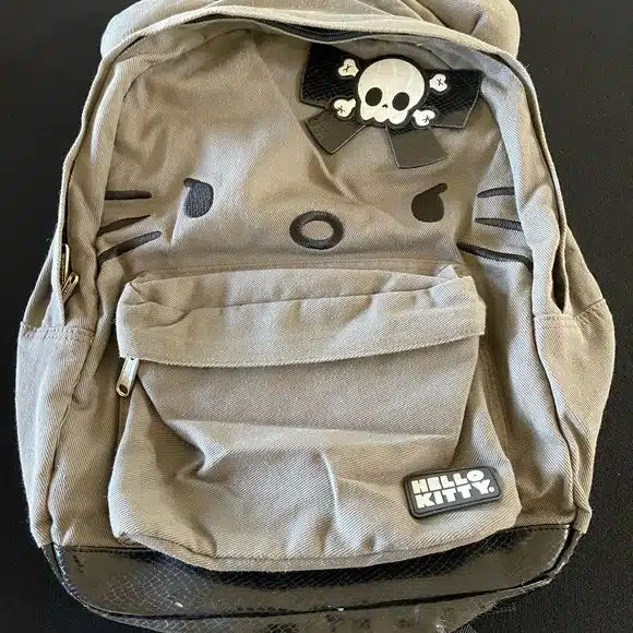 Unique Backpack Art Designs That Turn Heads