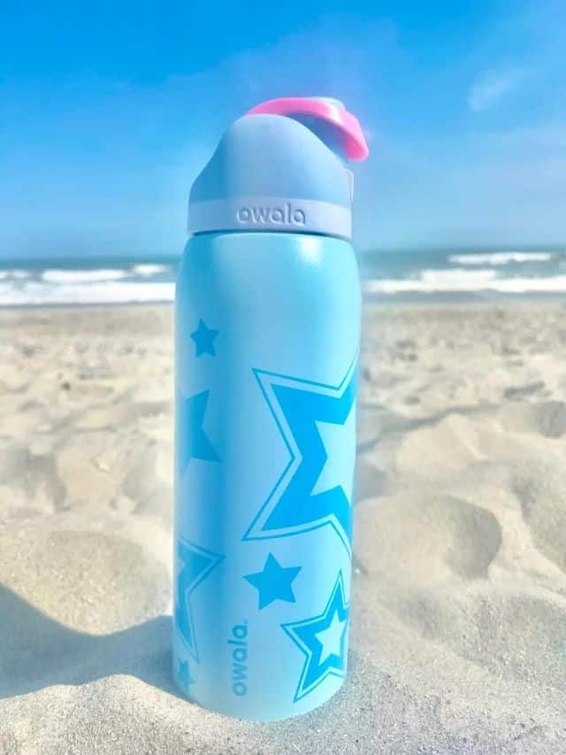 Stay Hydrated in Style The Trendiest Water Bottles You Need Right Now!