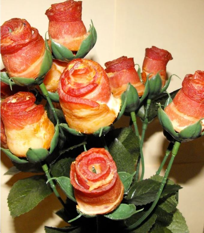 bacon roses for DIY valentine gifts for him