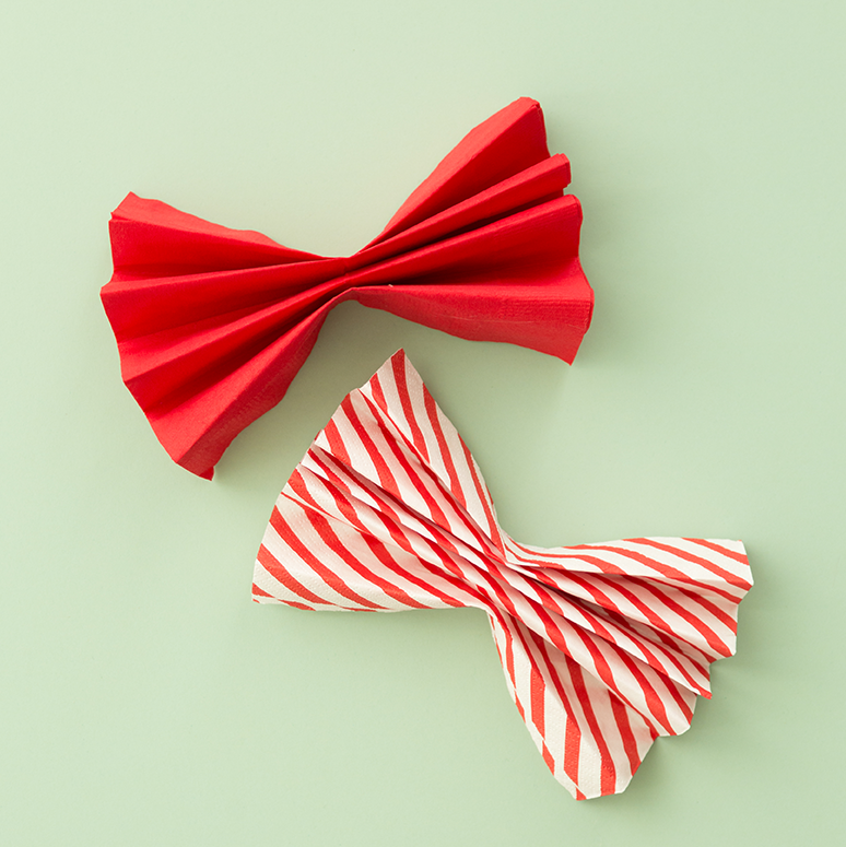 bow tie napkin folding