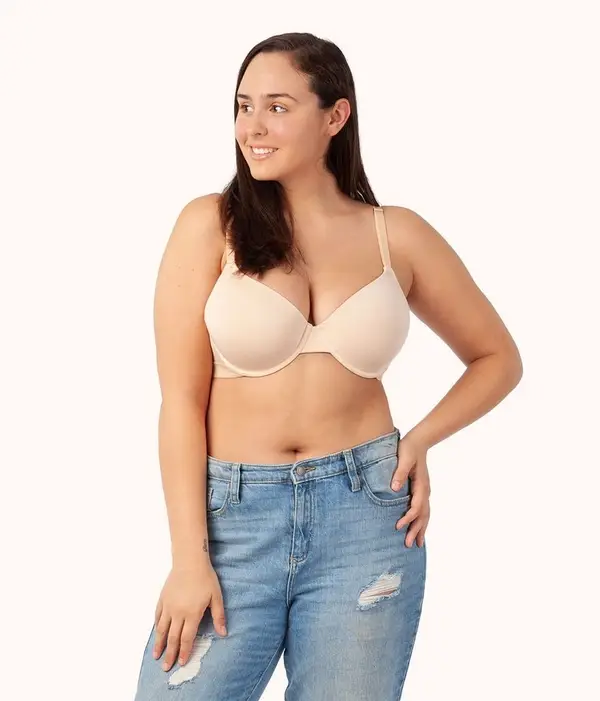 Model wearing nude all-day t-shirt bra