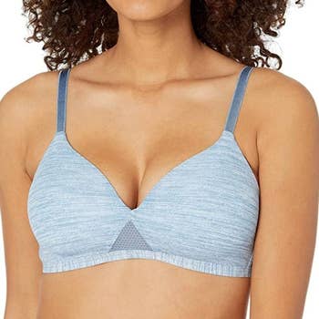 model wearing the bra in blue heather