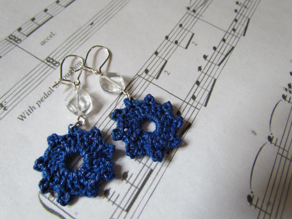 Crocheted-Jewelry-11