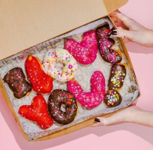 i love you cookies - good valentines day gifts