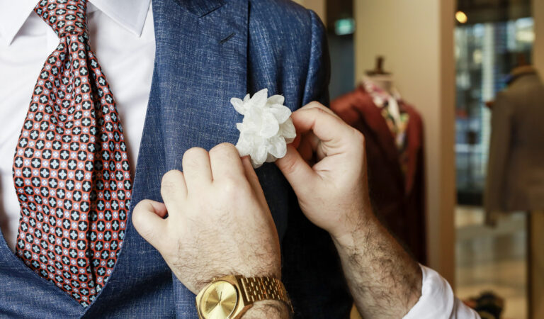 Groom’s Guide to Selecting the Perfect Wedding Tie: Elevate Your Style with the Right Choice