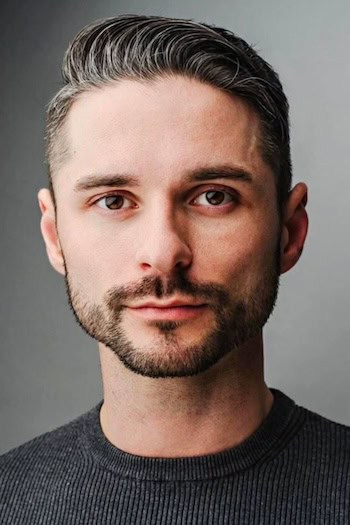 Short Cut with Side Part and Taper Men's Haircut
