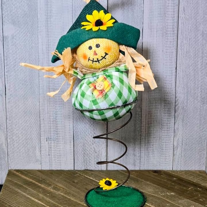 Farmhouse Style Halloween Decor