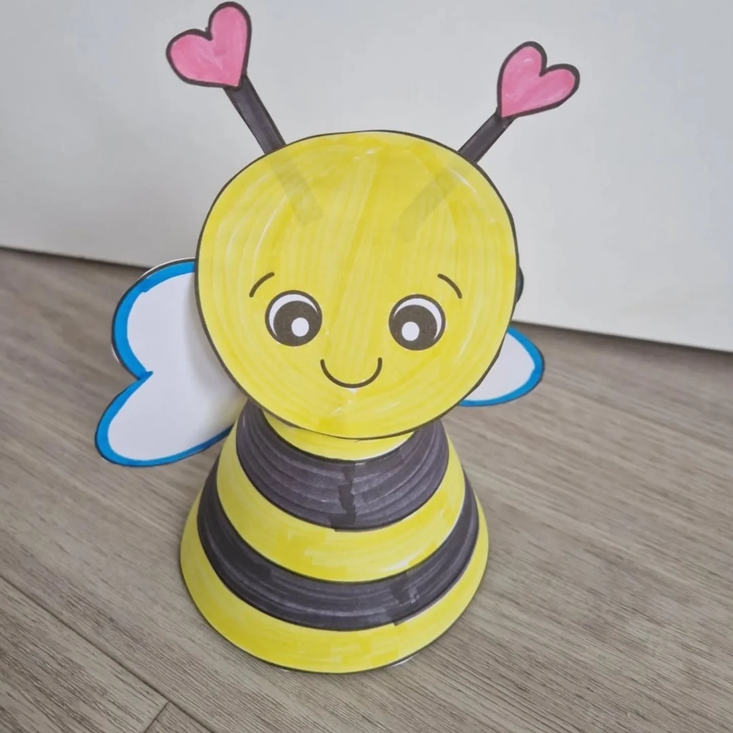 Paper Craft Bee