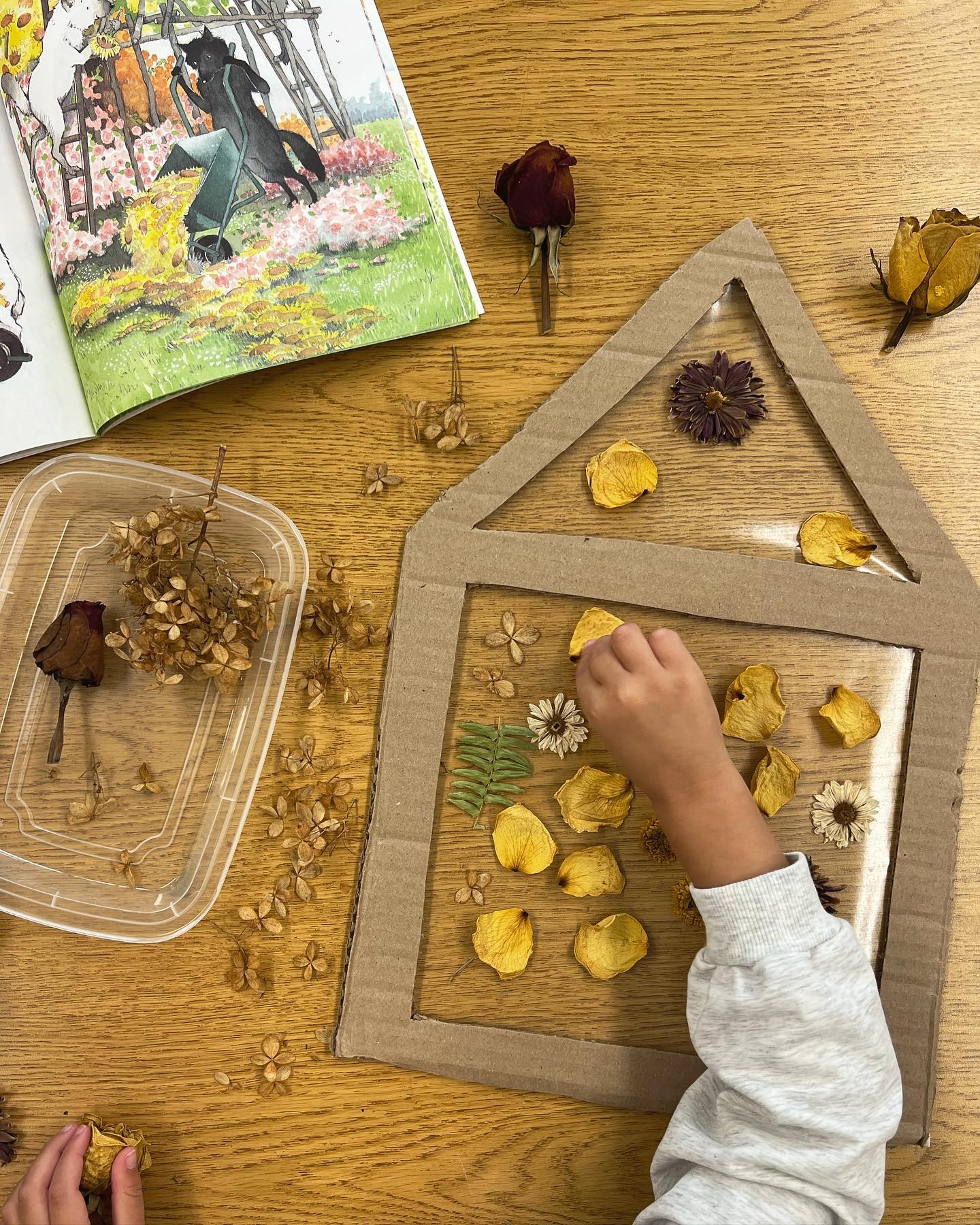 Flower House Craft