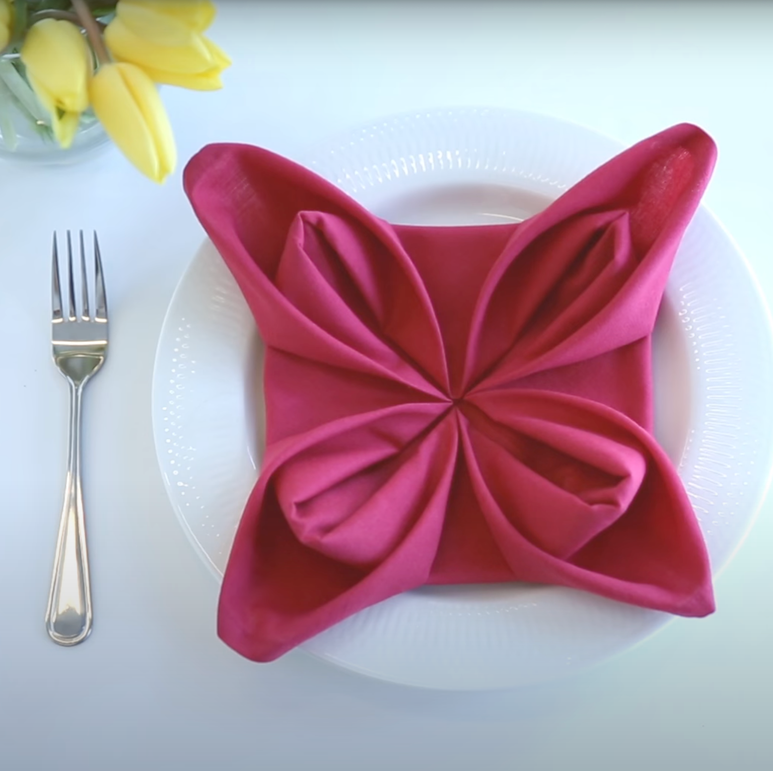 flower napkin, pink flower napkin, pink